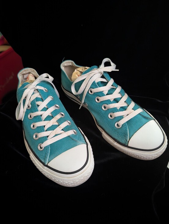 Converse Shoes - Teal / Turquoise  Low-Top Canvas Sneakers with White Laces